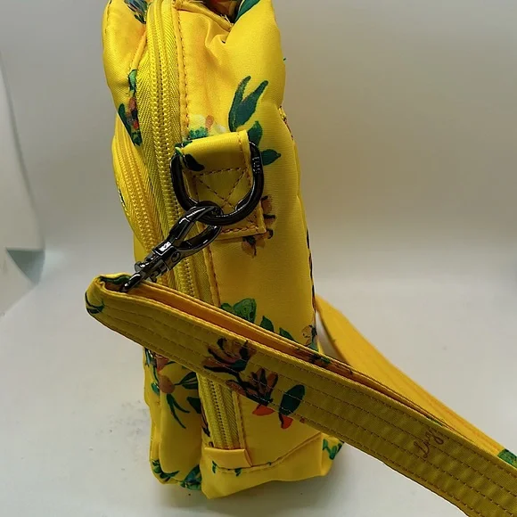 Lug Ranger Yellow Floral Quilted Crossbody Bag & Wristlet Purse Bag 🌼🌼 - Picture 6 of 11